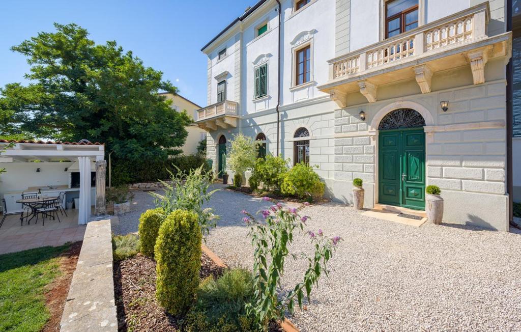 Villa Vigneri Novigrad  Екстер'єр фото