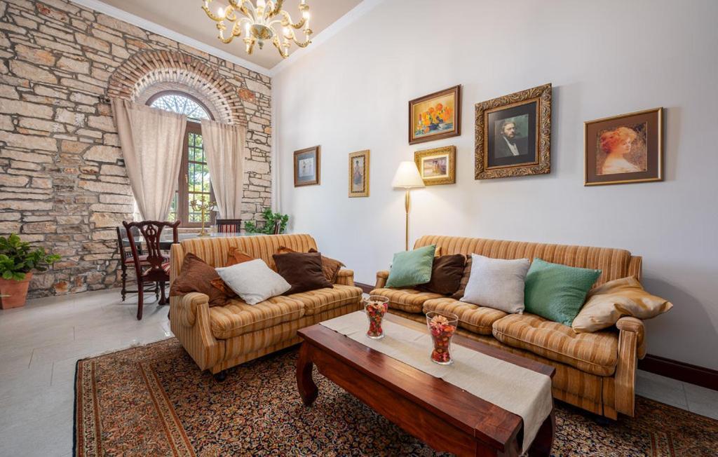 Villa Vigneri Novigrad  Екстер'єр фото
